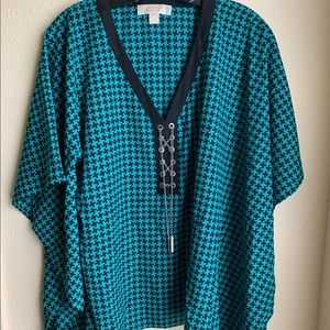 Mk teal houndstooth top w/chain